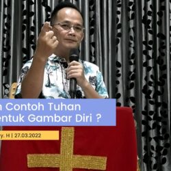 Adakah contoh Tuhan membentuk gambar diri